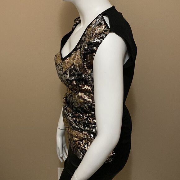 2B Bebe Black/Gold/Silver Sequin Top - Size M - Picture 10 of 11
